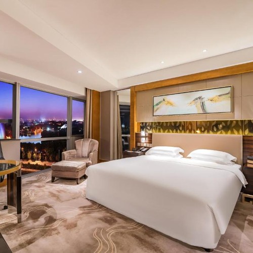 Beijing Renwei Hotel king room