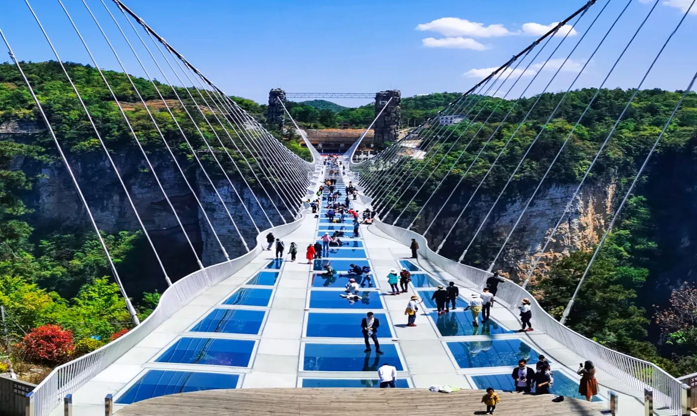 Zhangjiajie Grand Canyon glass bridge