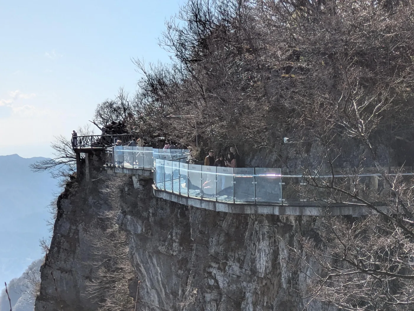 Tianmen Mountain glass walkway