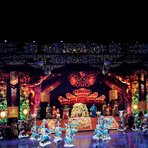 Jiuzhaigou Qian Gu Qing show