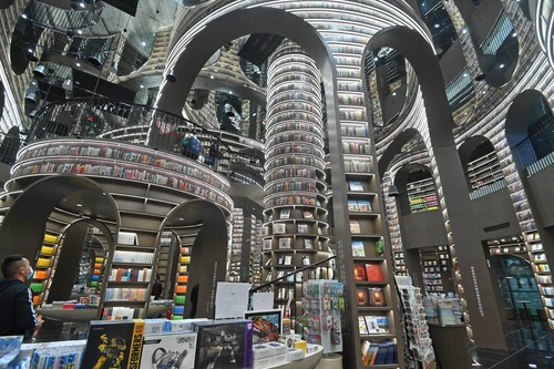 Zhongshuge bookstore interior