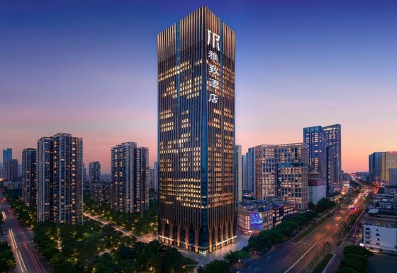 Mehood Elegant Hotel Chengdu exterior at dusk