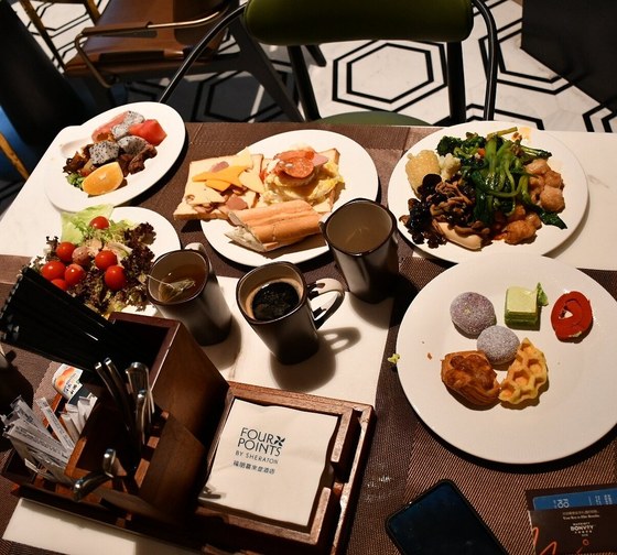 Four Points by Sheraton Chongqing breakfast